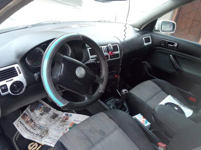 Volkswagen Jetta • 2006 • 243,943 km