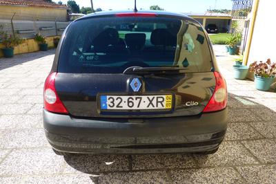 Renault Clio • 2004 • 190,000 km