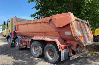 Renault 10 • 2005 • 361,000 km