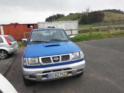 Nissan Navara • 2009 • 250,000 km