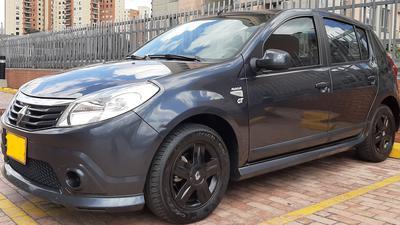 Renault Sandero • 2011 • 85,700 km