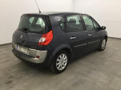 Renault Scénic • 2007 • 190,000 km