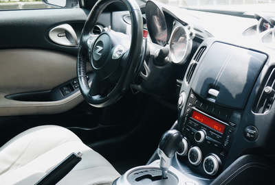 Nissan 370z • 2009 • 7,000 km