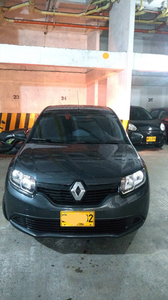 Renault Sandero • 2019 • 14,000 km