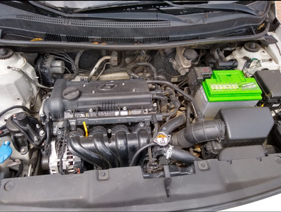 Hyundai Accent • 2015 • 84,000 km