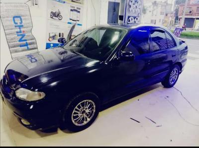 Hyundai Accent • 1998 • 215,000 km