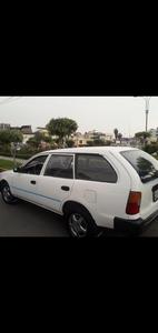 Toyota Corolla • 2002 • 180,000 km