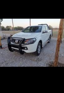 Mitsubishi L200 • 2017 • 150,000 km