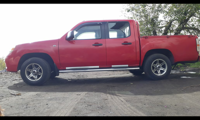 Mazda BT • 2010 • 1 km