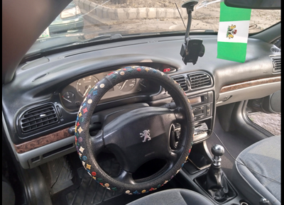 Peugeot 406 • 2006 • 120,000 km