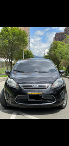 Ford Fiesta • 2012 • 111,000 km
