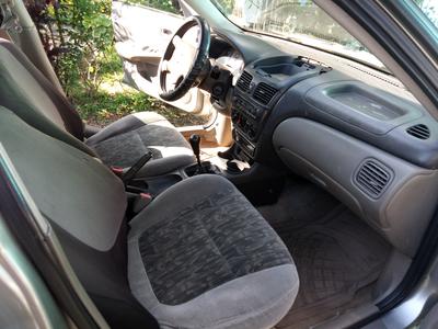 Nissan  • 2002 • 25,000 km