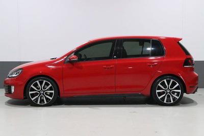 Volkswagen Golf • 2015 • 76,888 km
