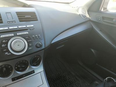 Mazda 3 • 2011 • 1,400,000 km