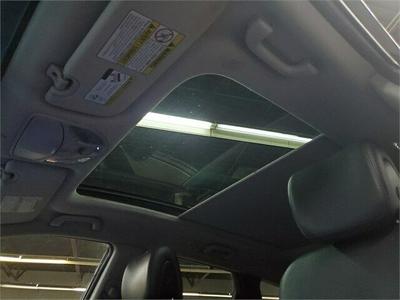 Hyundai Santa Fe • 2014 • 151,000 km