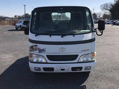 Toyota Hilux • 2004 • 35,684 km