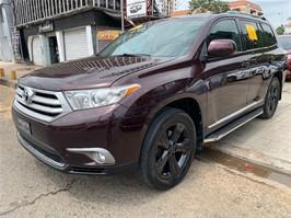 Toyota Highlander • 2013 • 1,000 km