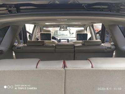 Hyundai Santa Fe • 2010 • 120,000 km