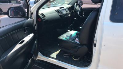 Toyota Hilux • 2015 • 135,000 km