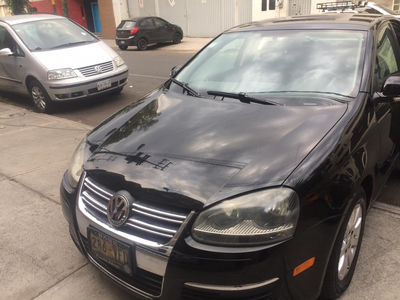 Volkswagen Bora • 2008 • 200,000 km