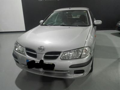 Nissan Almera • 2002 • 200,000 km