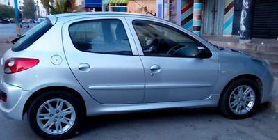 Peugeot 206 • 2011 • 92,000 km