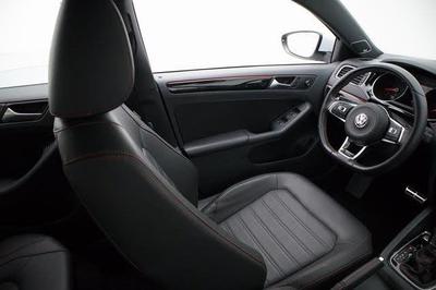 Volkswagen Jetta • 2017 • 15,600 km