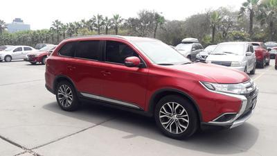 Mitsubishi Outlander • 2017 • 12,000 km