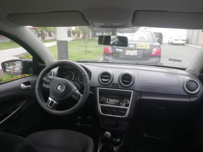 Volkswagen Gol • 2015 • 85,000 km