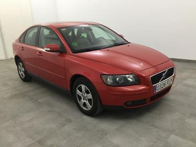 Volvo S40 • 2007 • 181,000 km