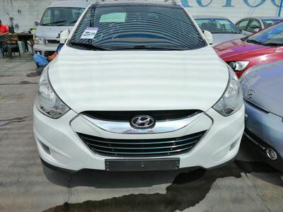 Hyundai Tucson • 2010 • 65,433 km