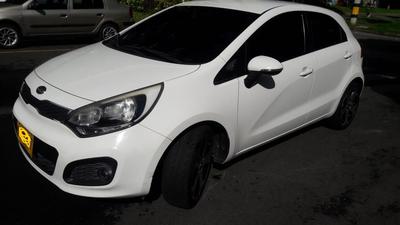 Kia Rio • 2013 • 102,000 km