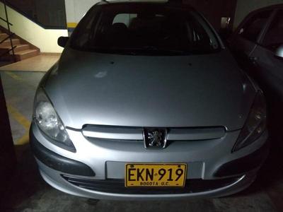 Peugeot 307 • 2003 • 158,200 km