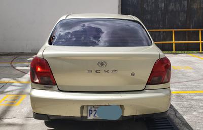 Toyota Yaris Verso • 2000 • 99,300 km