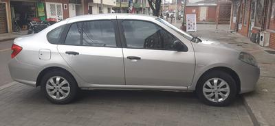 Renault Symbol • 2011 • 89,000 km