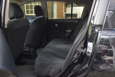 Nissan Versa • 2011 • 160,000 km