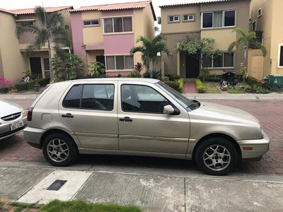 Volkswagen Golf • 1998 • 271,163 km
