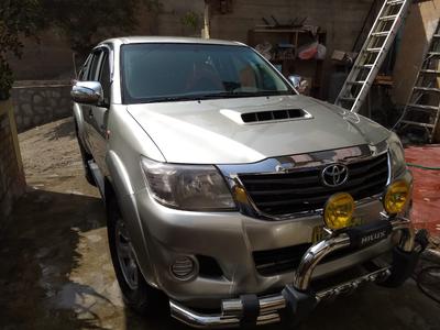 Toyota Hilux • 2012 • 110,000 km