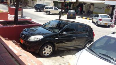 Renault Sandero • 2011 • 105,000 km