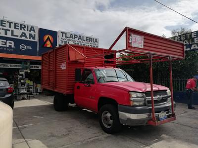 Chevrolet 3500 • 2005 • 500,000 km