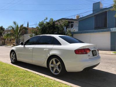 Audi A4 • 2012 • 135,000 km