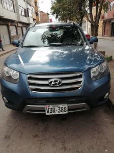 Hyundai Santa Fe • 2011 • 86,731 km