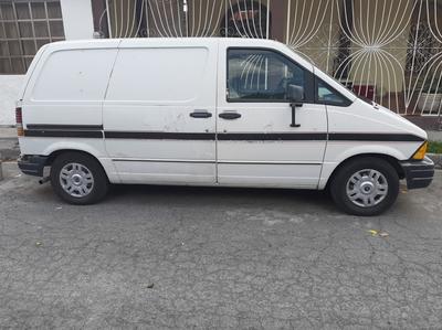 Ford Aerostar • 1991 • 180,000 km