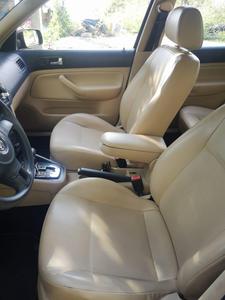 Volkswagen Jetta • 2013 • 80,000 km