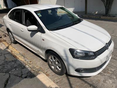 Volkswagen Vento • 2014 • 100,000 km