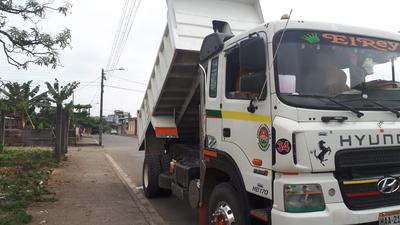 Hyundai H1 • 2013 • 7,000 km