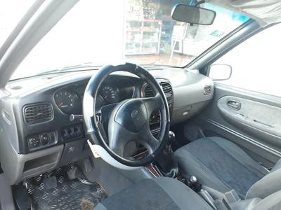 Kia Sportage • 2002 • 240,000 km