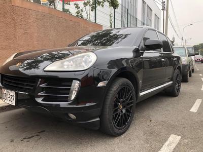 Porsche Cayenne • 2009 • 90,000 km