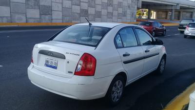 Dodge Attitude • 2009 • 150 km