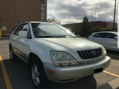 Lexus RX 300 • 2001 • 180,000 km